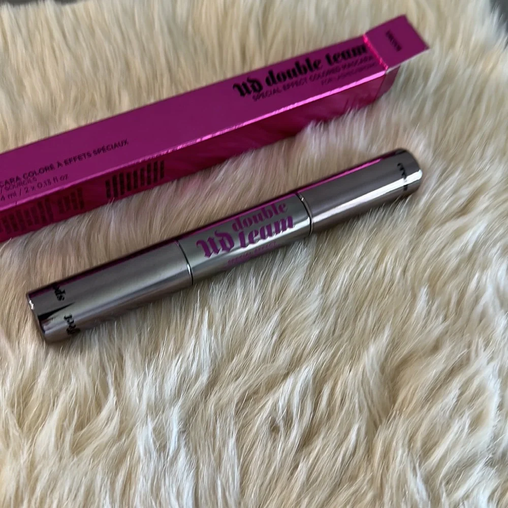 Urban Decay Special effect colored mascara double team
